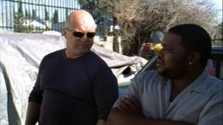 The Shield S04E03 — Bang episode still