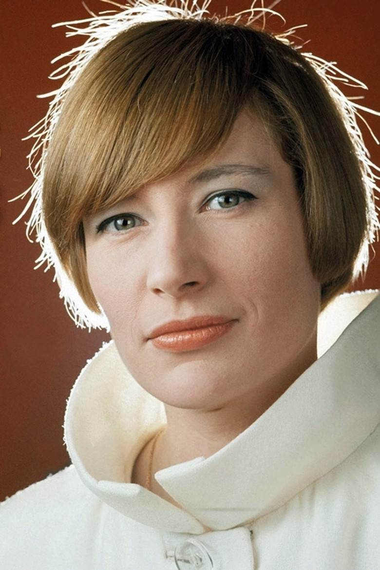 Jacqueline Dulac portrait image