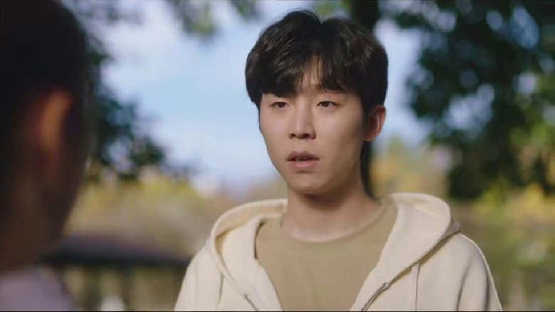 Still from May I Help You? - Season 1 Episode 10