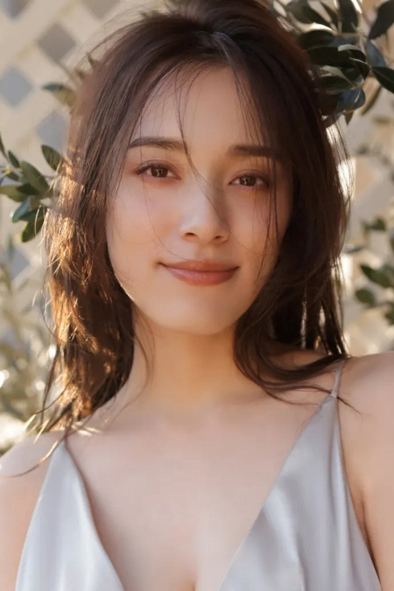 Sayaka Tomaru photo 3