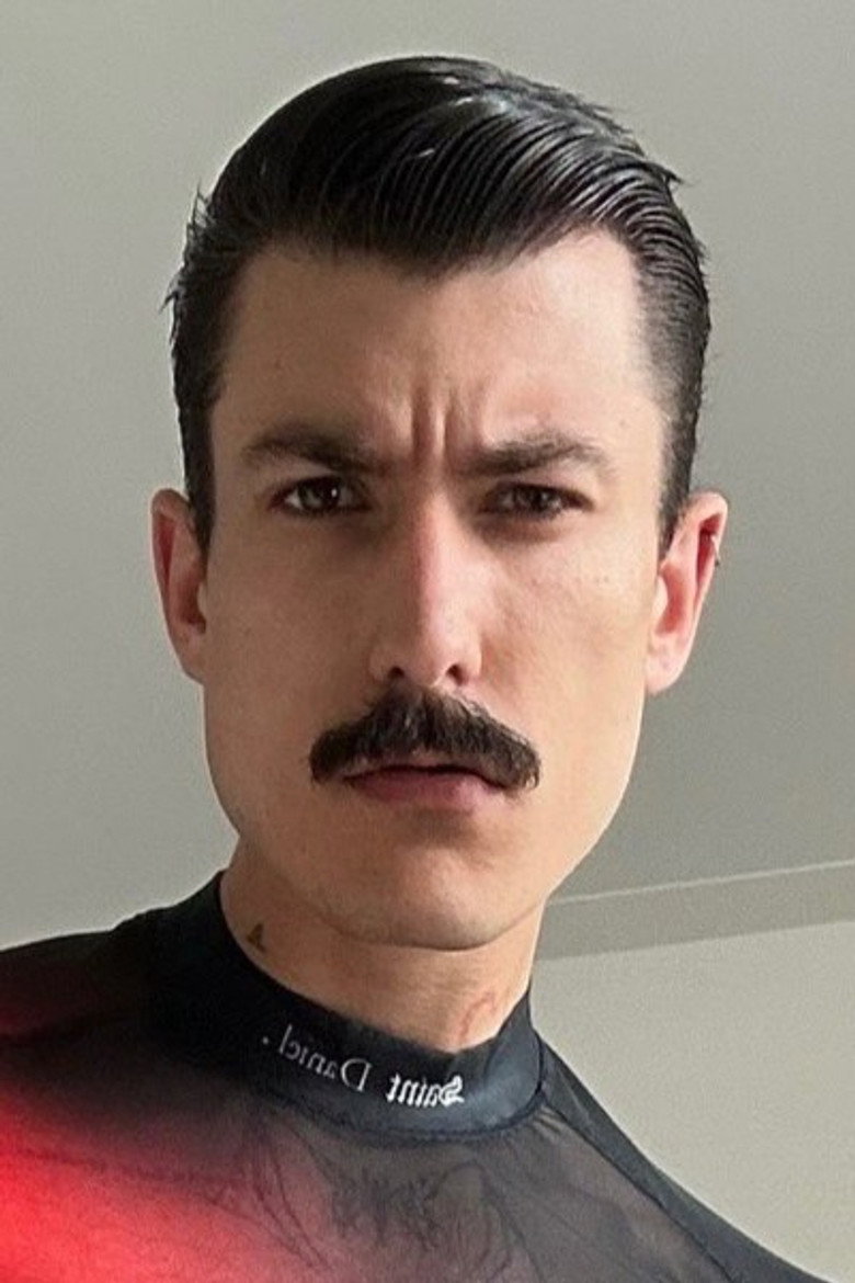 Alex Rubberax portrait