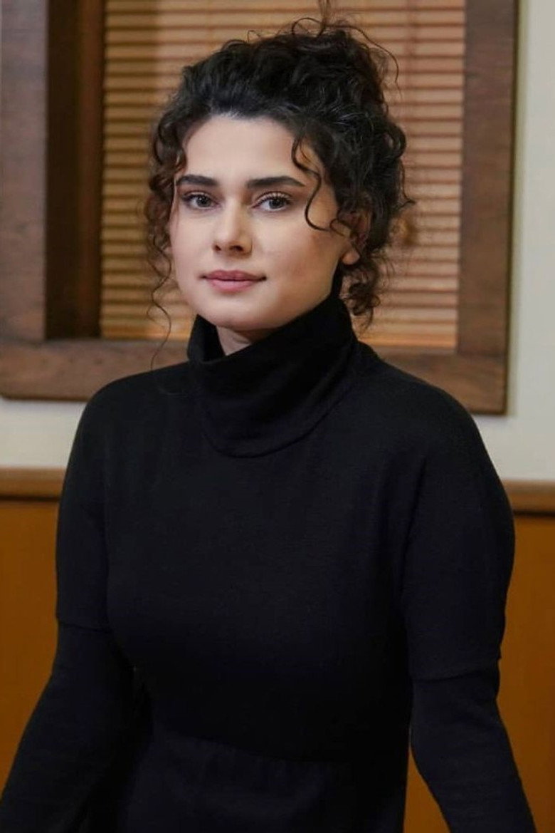 Yagmur Sahbazova photo