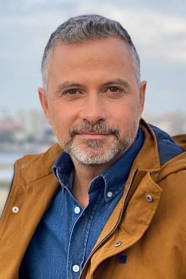 Hélder Reis portrait