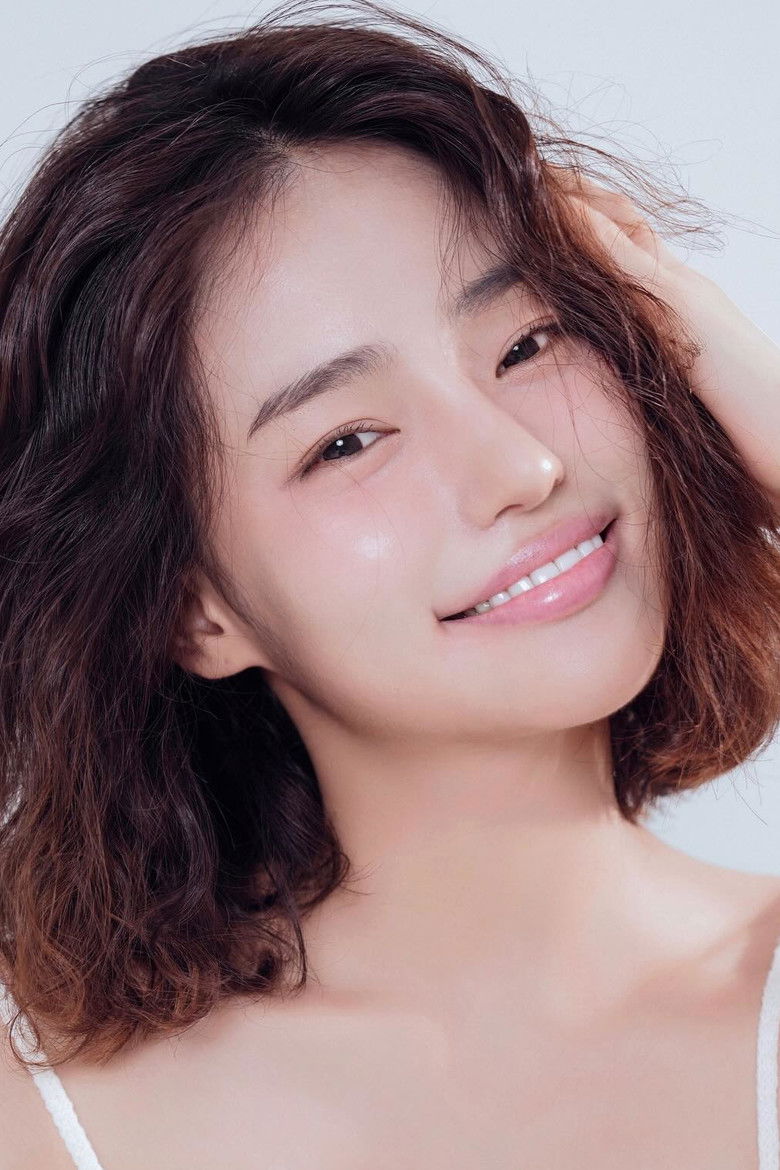 Choe Yeon-ji portrait image