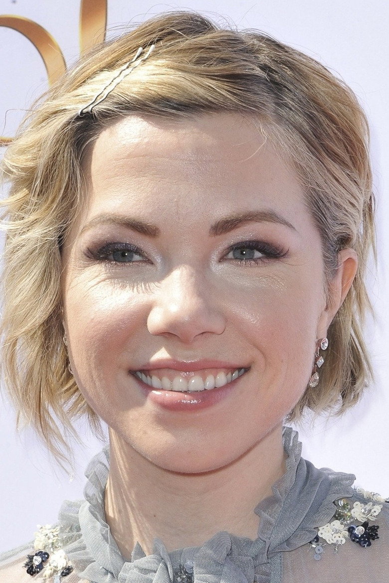 Carly Rae Jepsen photo 6