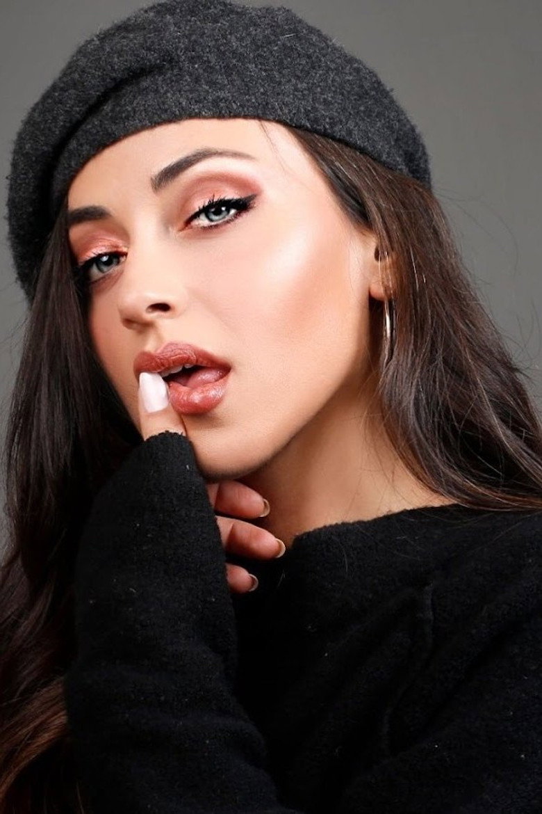 Dilara Büyükbayraktar photo 3