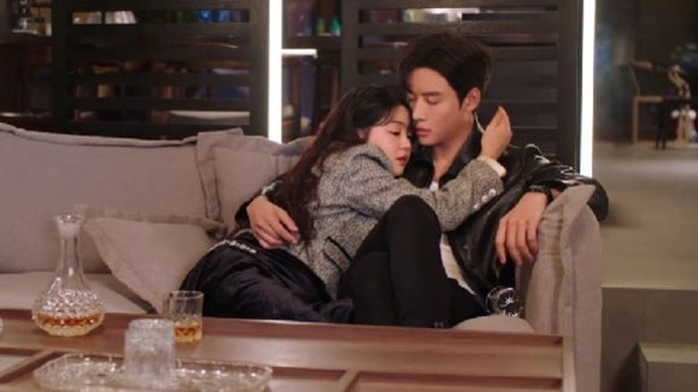 Still image for Forever Love season 1 episode 28: It's My Turn To Protect You Still image for Forever Love season 1 episode 28: It's My Turn To Protect You