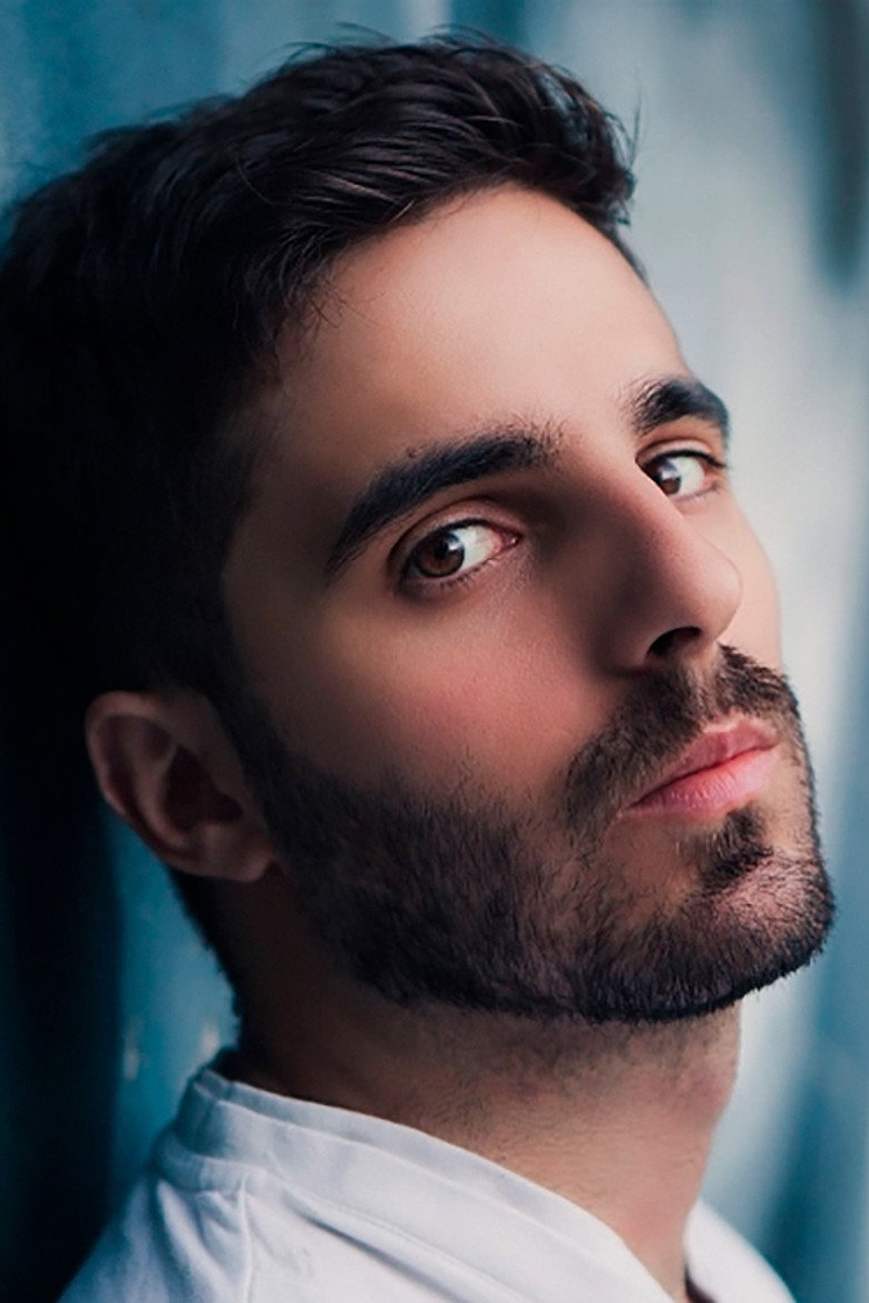 Gastón Frías photo 3