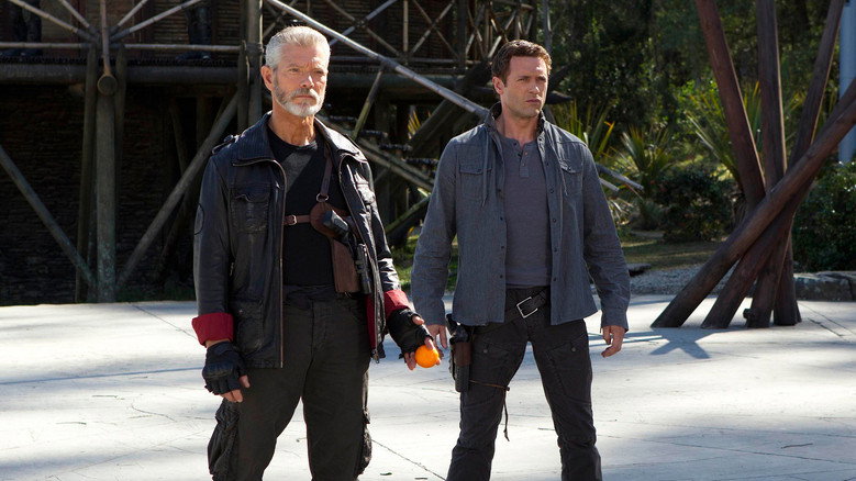 Still from Terra Nova - Season 1 Episode 4