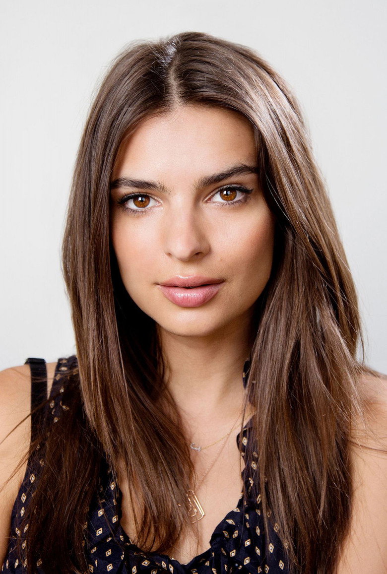 Emily Ratajkowski photo 5