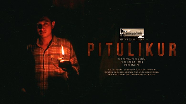 Pitulikur main backdrop