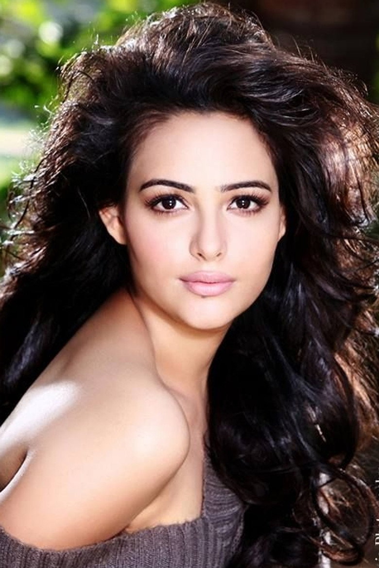 Aanchal Munjal photo 3