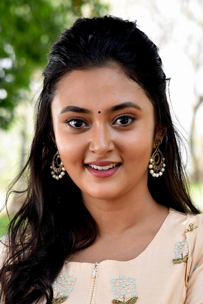 Megha Chowdhury photo 2