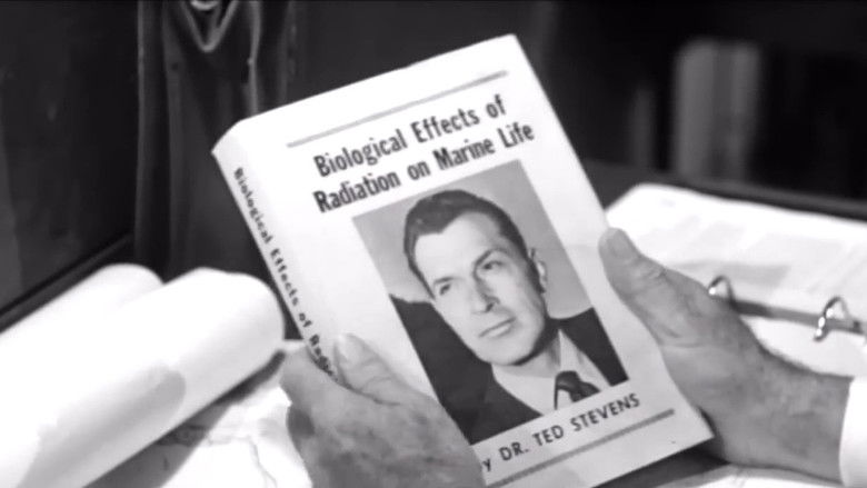 Image d'arrière-plan 12 du film The Phantom from 10,000 Leagues