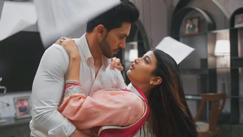 Abhira seeks Kaveri's blessings