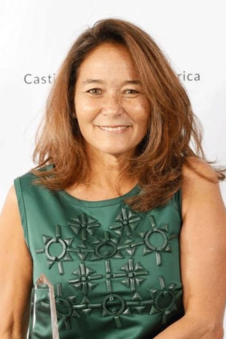 Linda Lamontagne portrait image