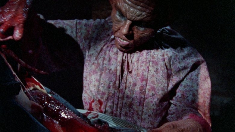 Rabid Grannies (1988)