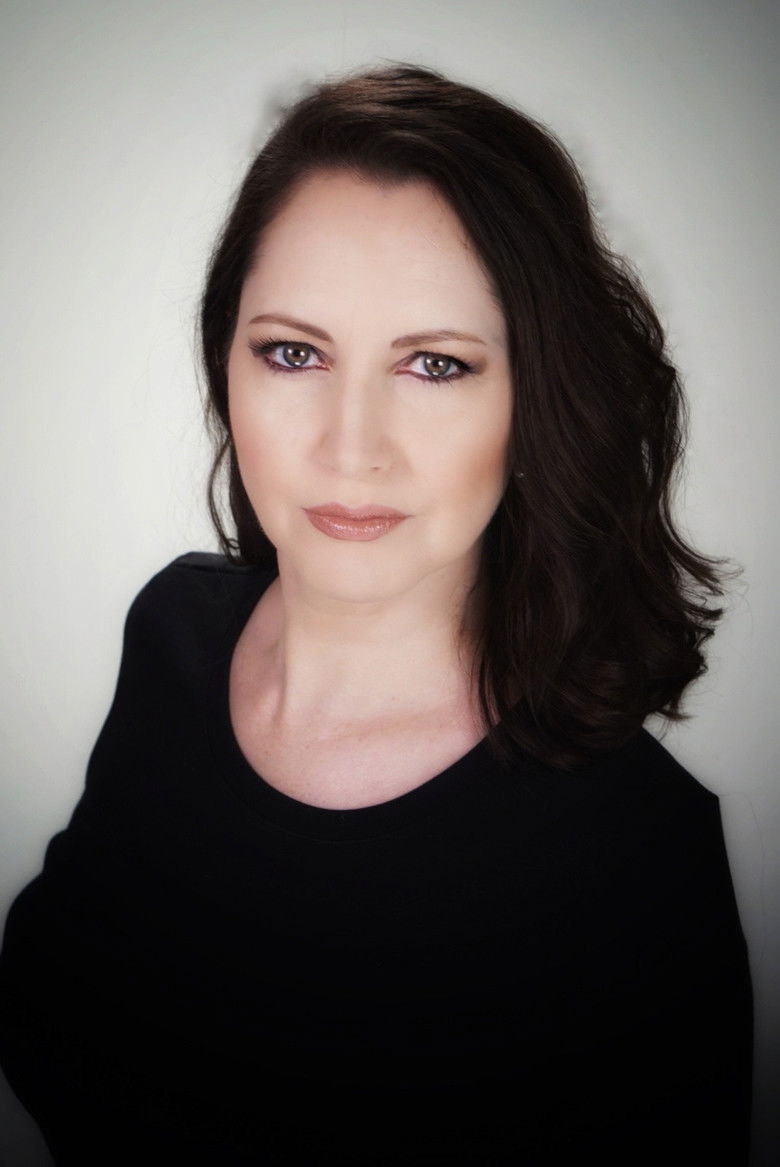 Julie Nolin portrait image