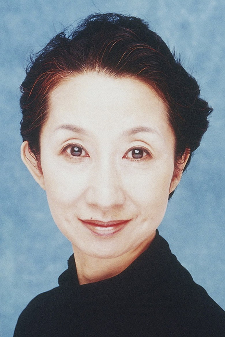 Machiko Washio photo 3