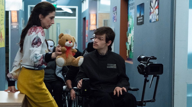 Still from Speechless - Season 3 Episode 16