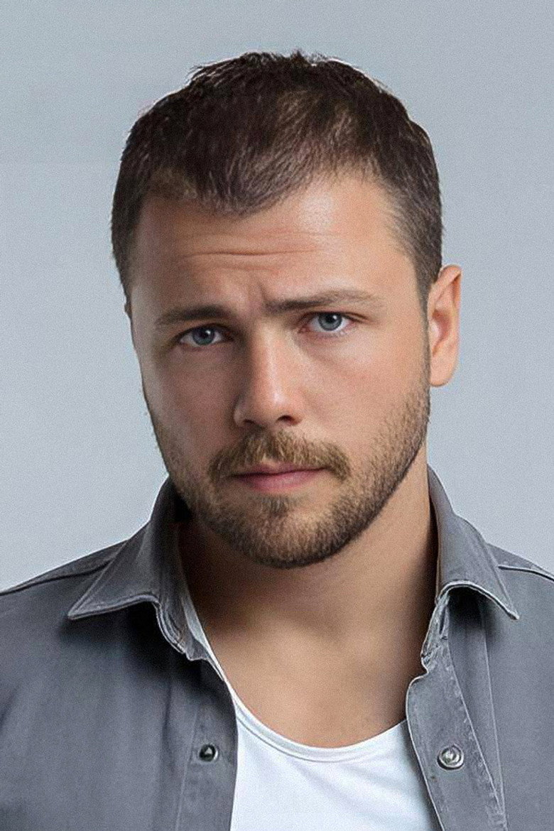 Tolga Sarıtaş photo 7