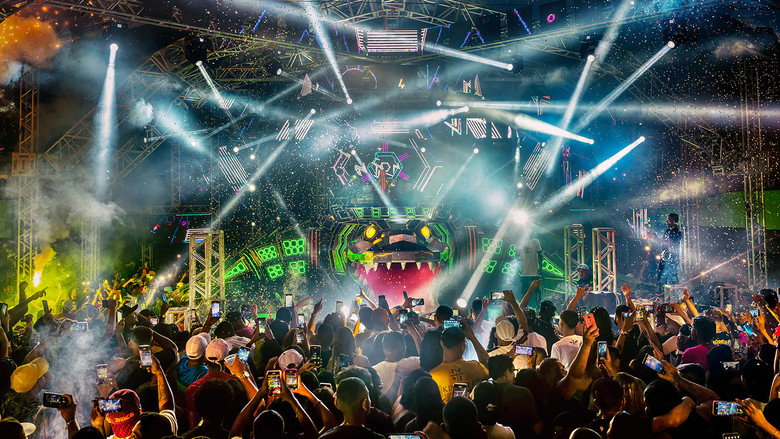 Frame from Baile das Luzes