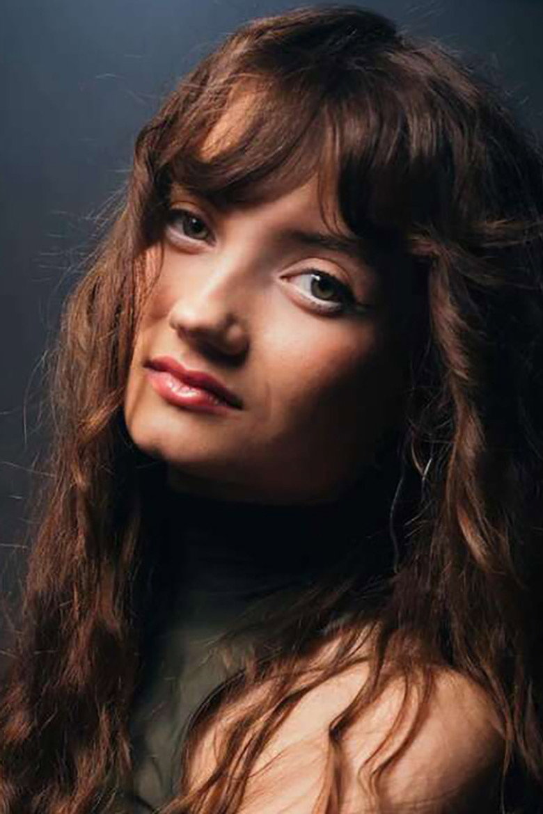 Nomi Tales portrait