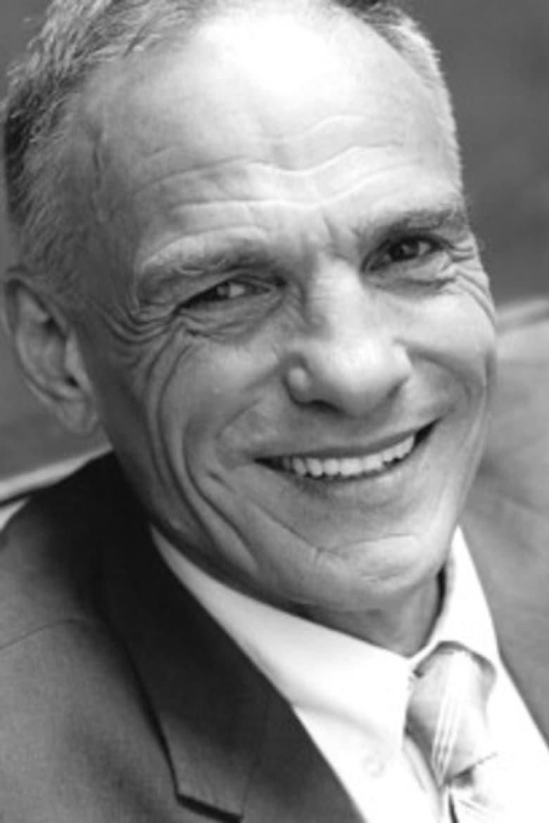 Hans Peter Hallwachs headshot