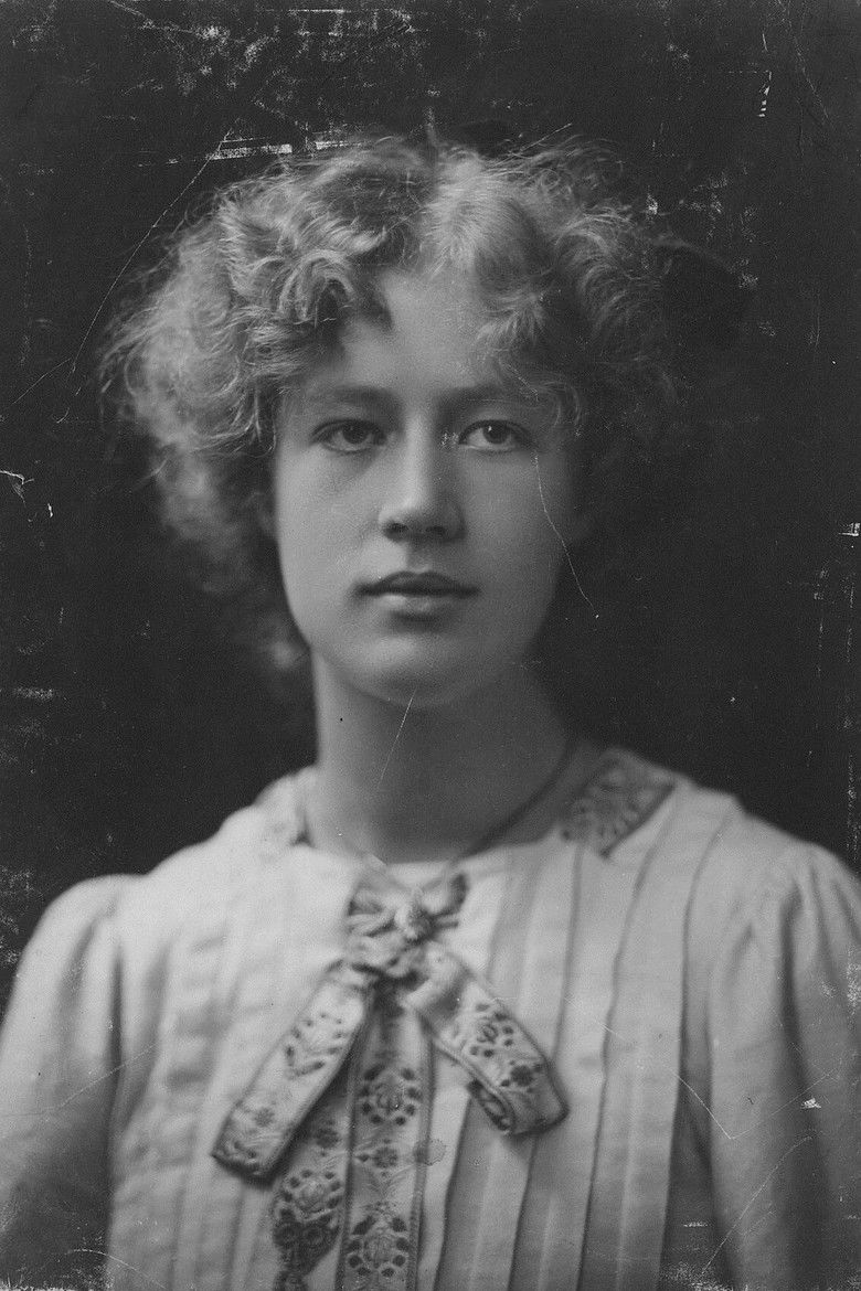 Alva Lundin portrait image