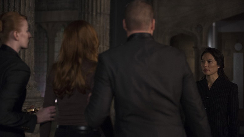 Still from Shadowhunters The Mortal Instruments - Season 3 Episode 8