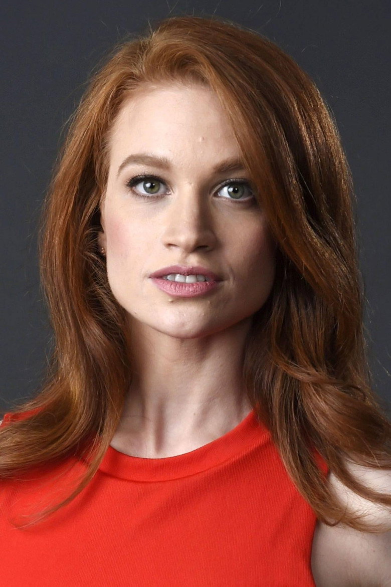 Sarah Hay photo 2