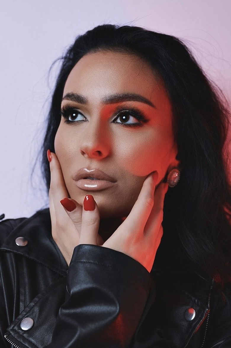 Sara Siipola portrait image