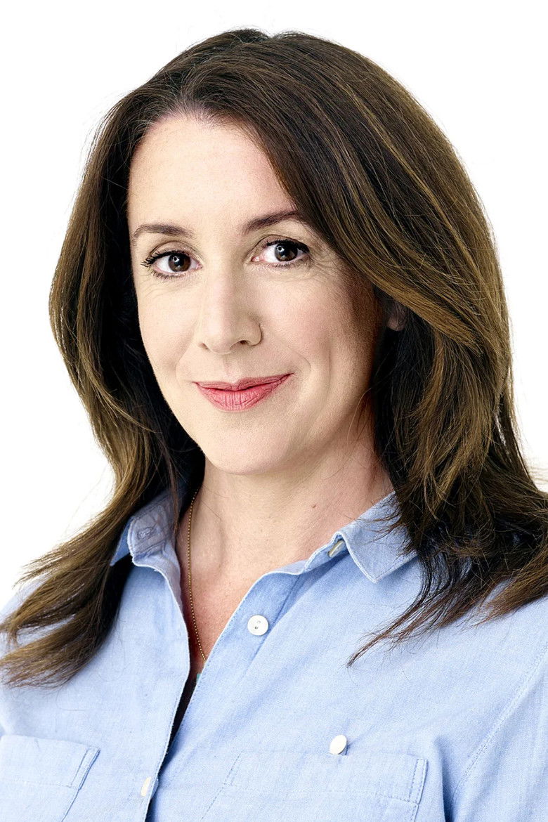 Lucy Siegle portrait image