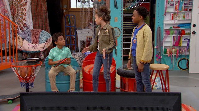 Still image for Cousins for Life season 1 episode 5: This Little Piggy Went to Market Still image for Cousins for Life season 1 episode 5: This Little Piggy Went to Market