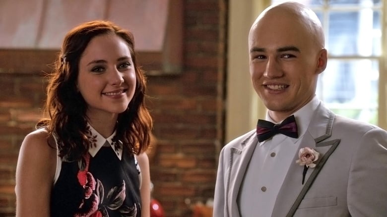 Still from Chasing Life - Season 2 Episode 12