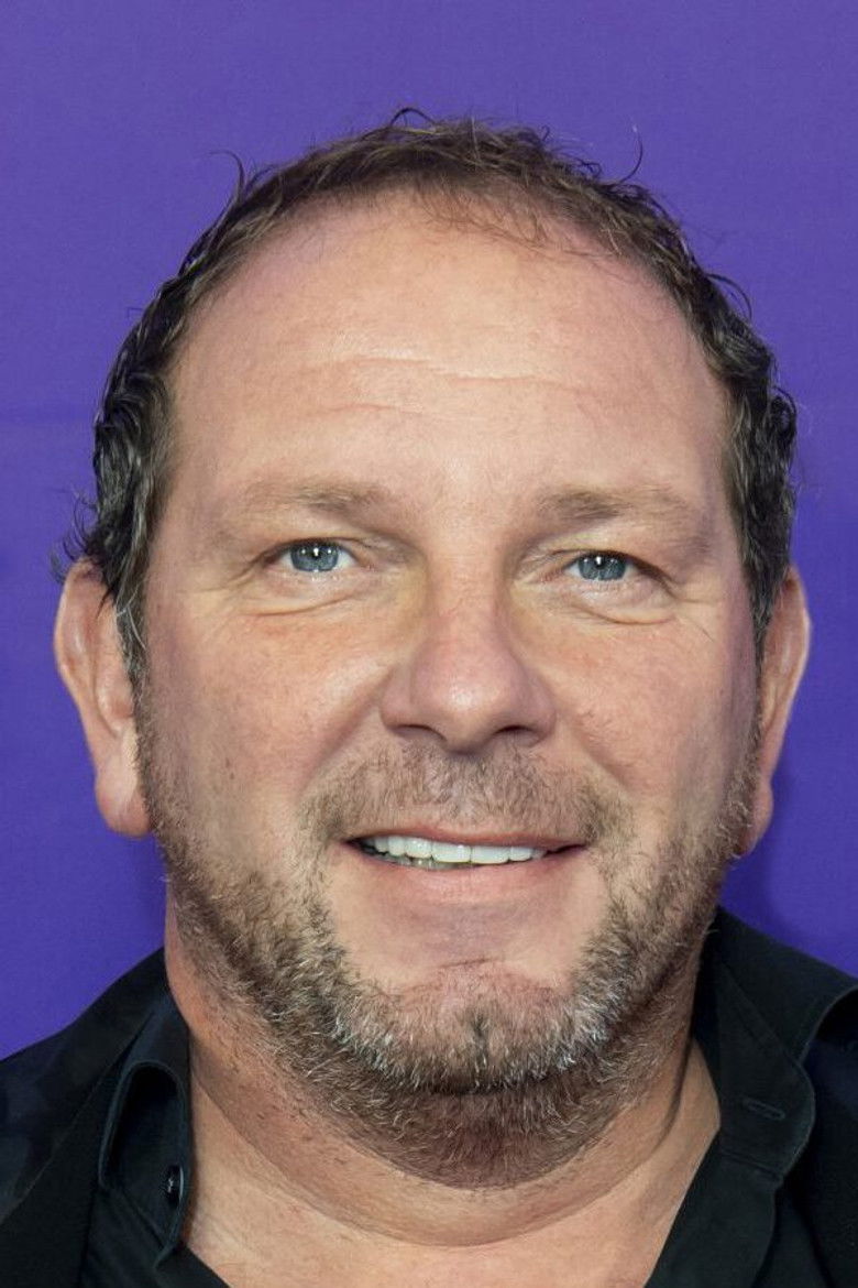 Robert Leroy portrait image