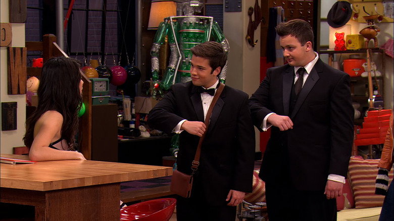 Still from iCarly - Season 6 Episode 13