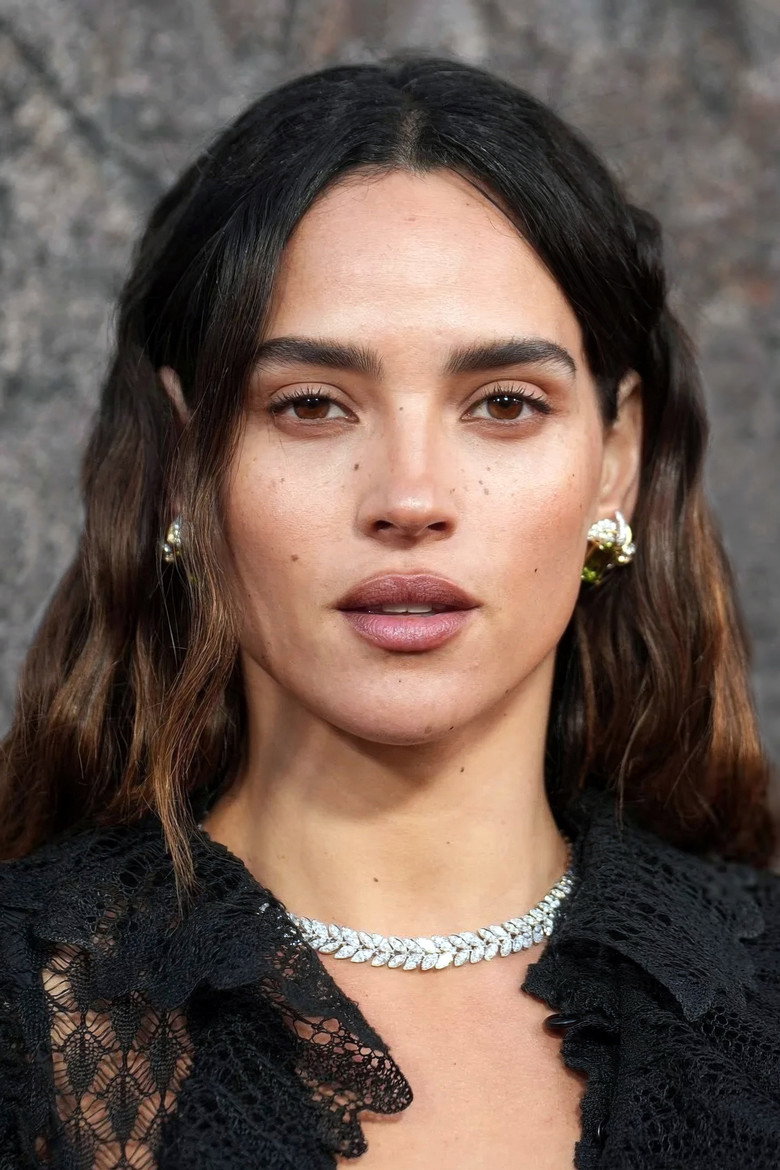 Adria Arjona photo