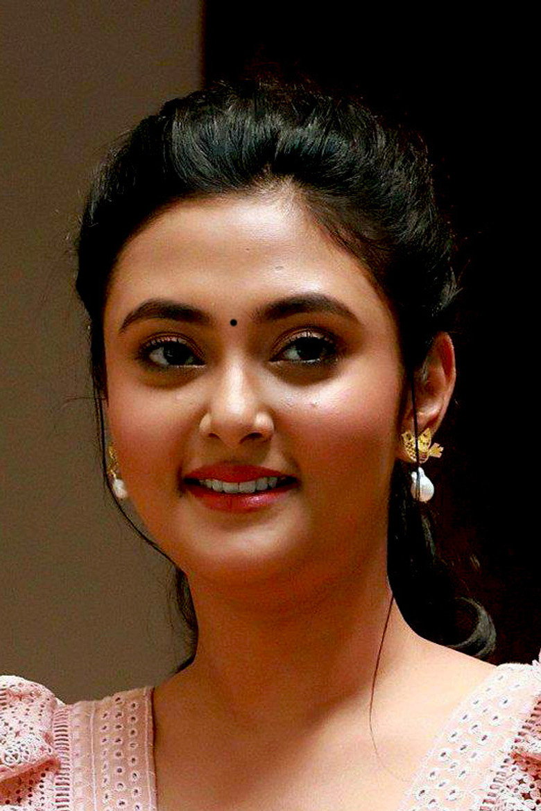 Megha Chowdhury photo 4