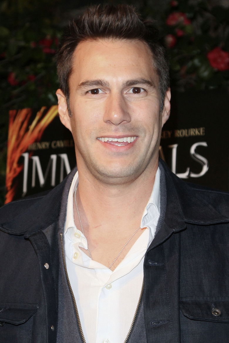 Craig J. Flores portrait image