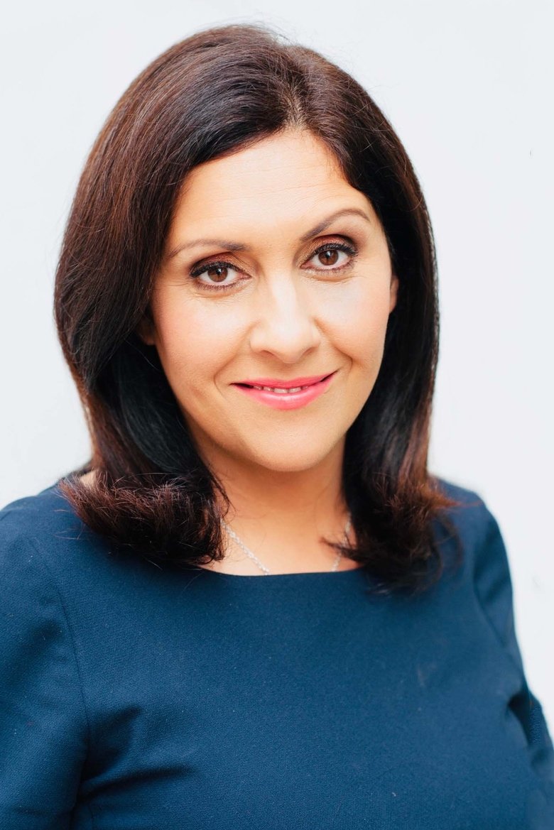 Maryam Moshiri portrait image