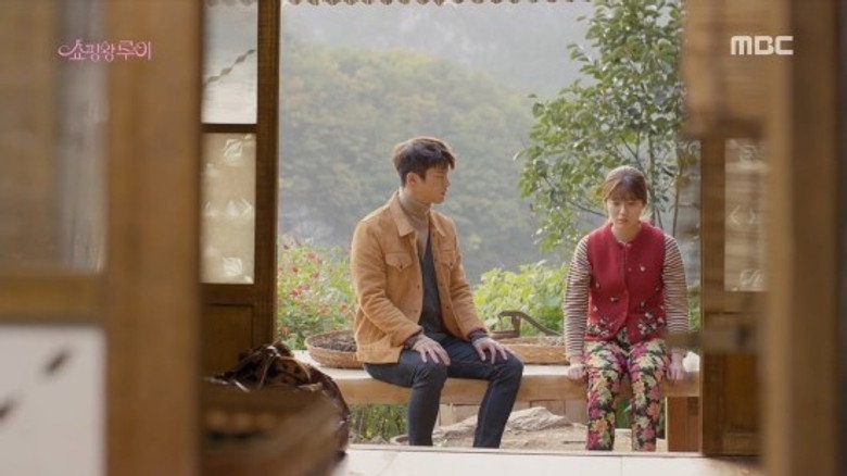 Still from Shopaholic Louis - Season 1 Episode 10