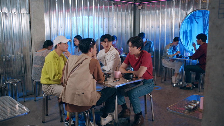Still from รักสลับโลก - 시즌 1 에피소드 4