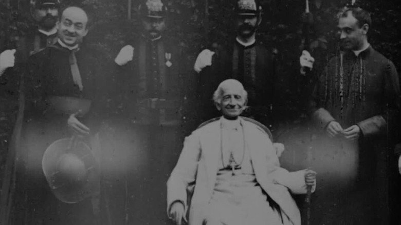 Imatge de Pope Leo XIII Being Seated Bestowing Blessing