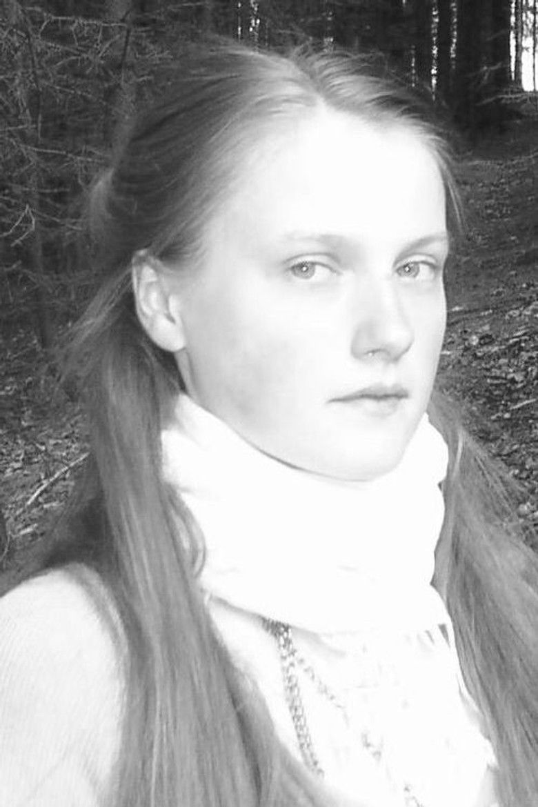 Elena Walf portrait image