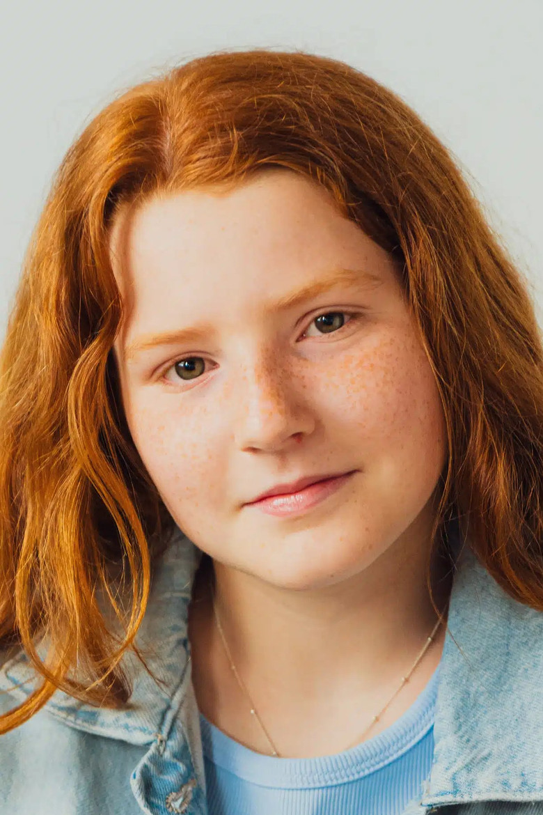 Chloé Lavoie portrait