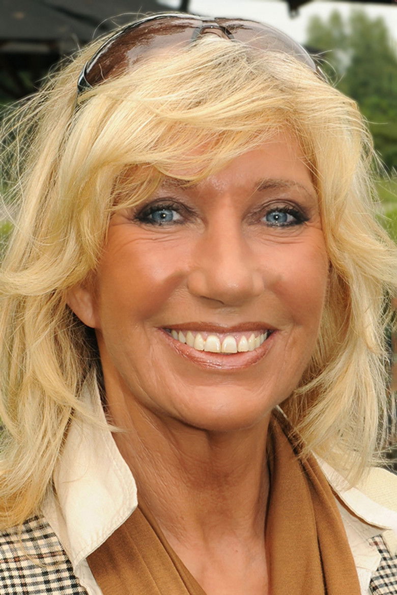 Maggie MacNeal portrait image
