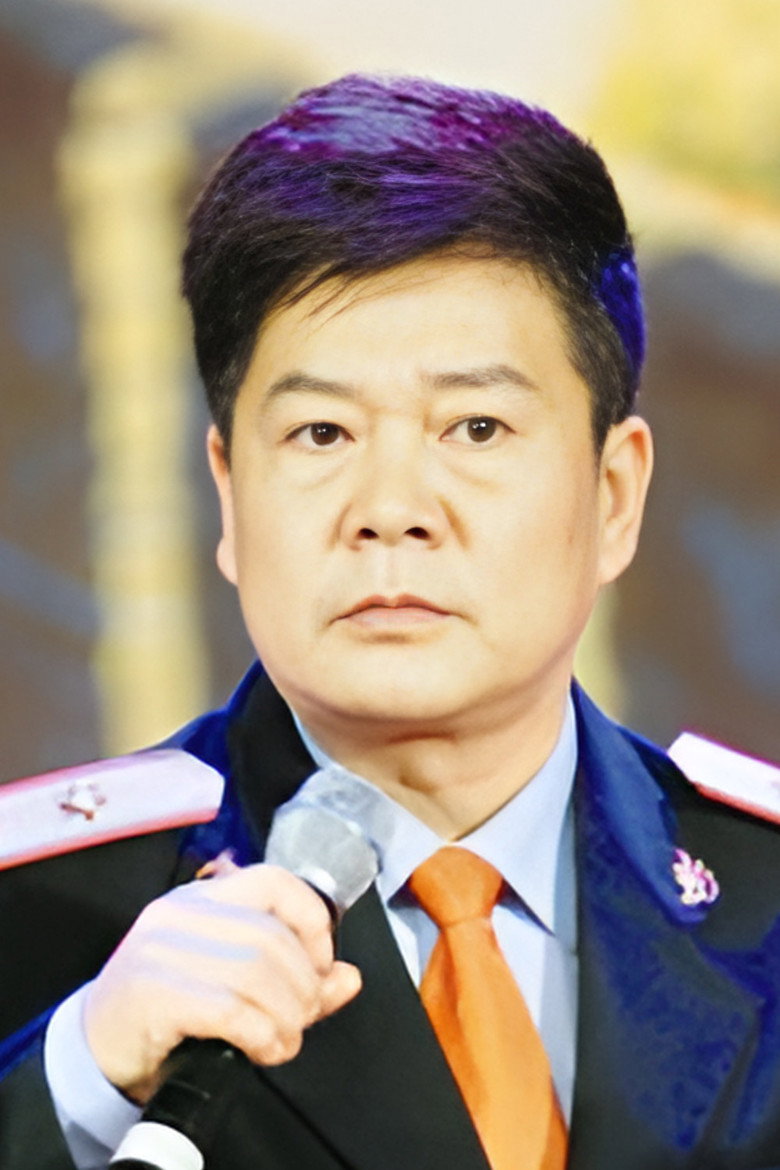 Qi Zhi portrait