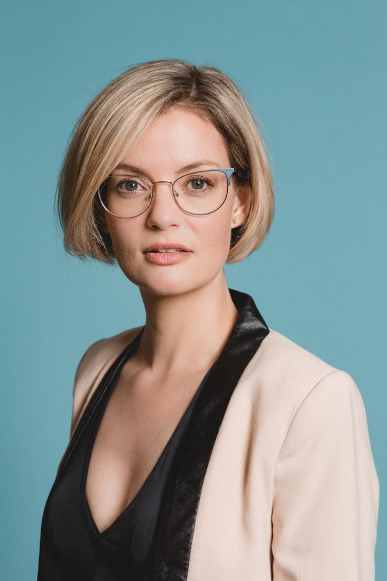 Siobhan Thompson photo 3