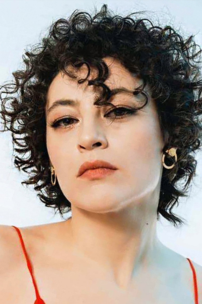 Nergis Öztürk photo 4